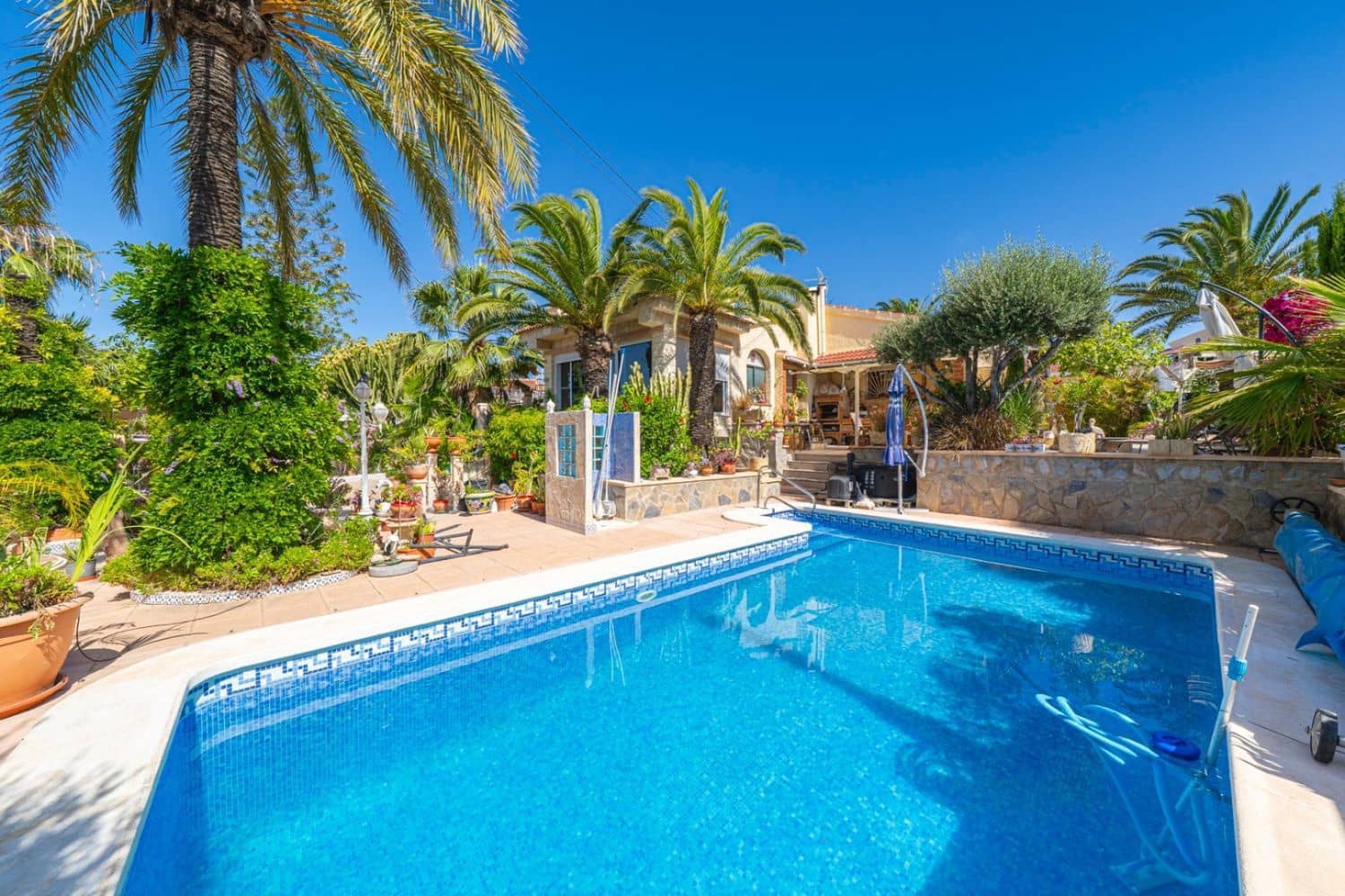 3 camera da letto Villa in vendita in Ciudad Quesada con piscina garage - 550.000 € (Rif: 9949074)