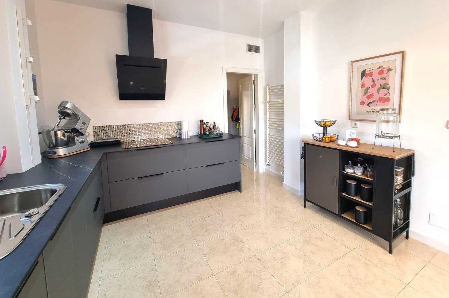 4 soverom Villa til salgs i Alicante by med svømmebasseng garasje - € 398 750 (Ref: 9958938)