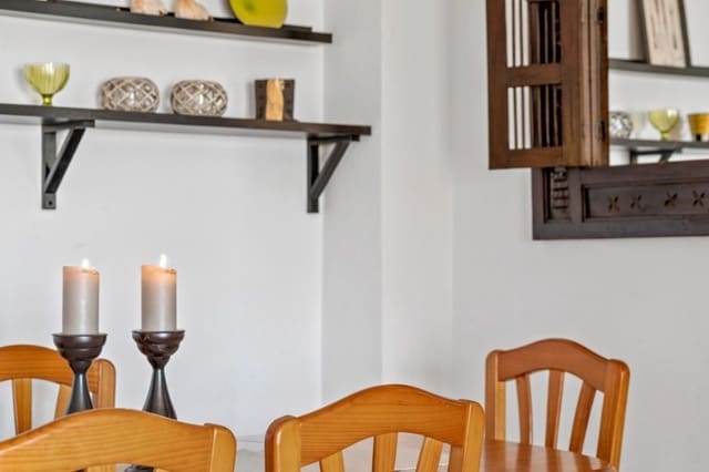 3 slaapkamer Appartement te koop in Alicante stad met zwembad garage - € 320.000 (Ref: 9967127)
