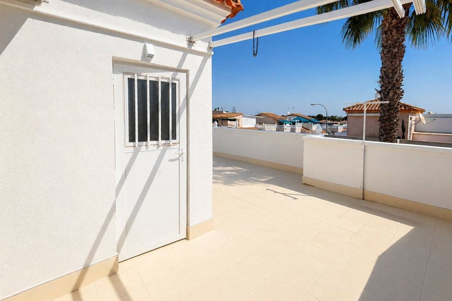 3 quarto Casa em Banda para venda em Playa Flamenca com piscina garagem - 239 000 € (Ref: 9967129)