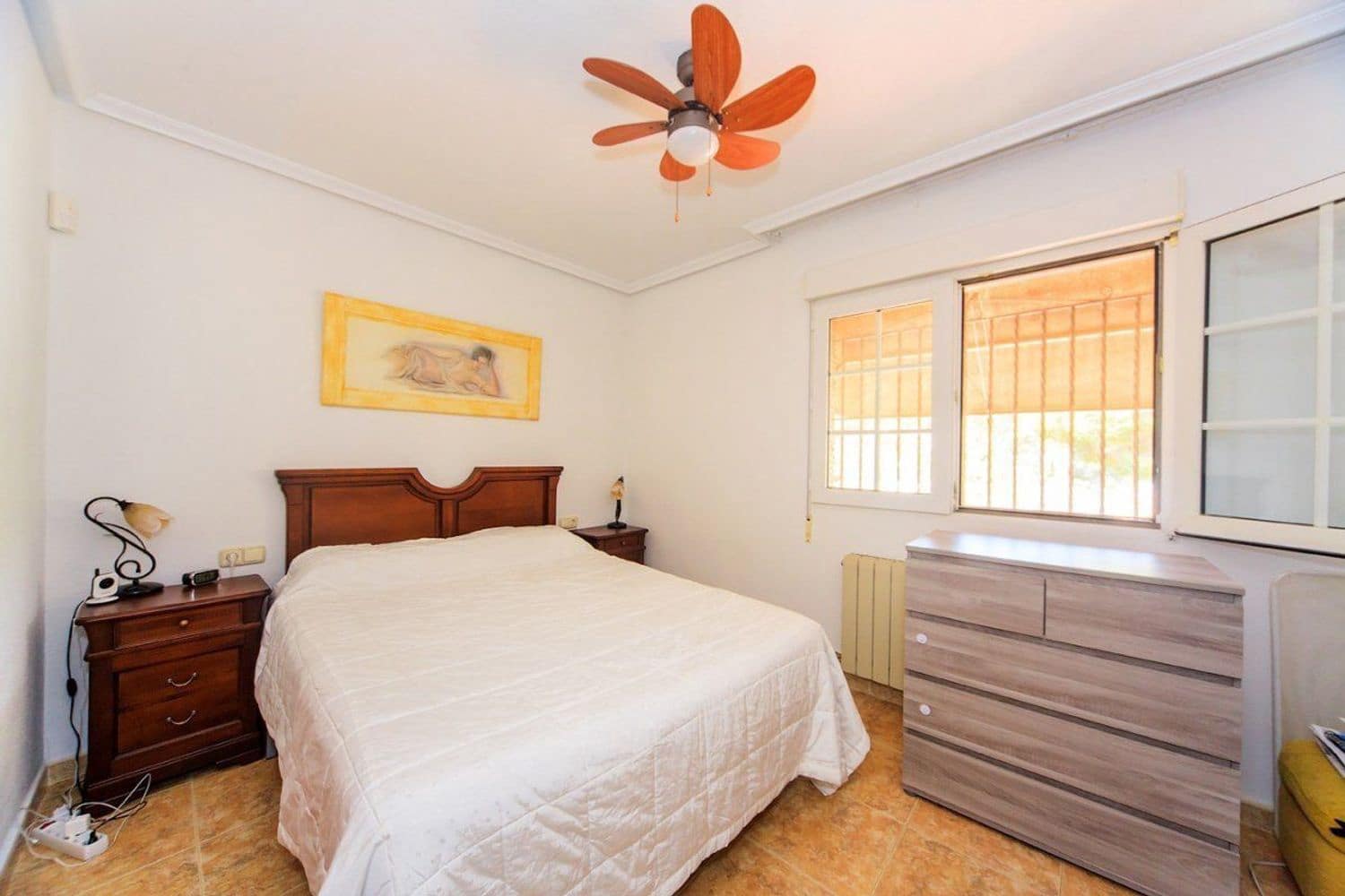 4 soverom Villa til salgs i Orihuela Costa med svømmebasseng garasje - € 490 000 (Ref: 9972459)