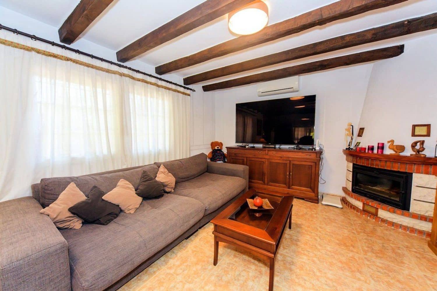4 soverom Villa til salgs i Orihuela Costa med svømmebasseng garasje - € 490 000 (Ref: 9972459)