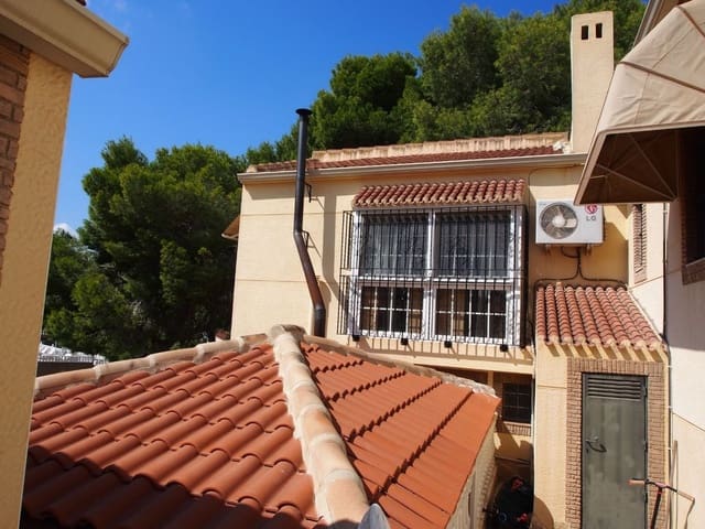 4 bedroom Villa for sale in Los Balcones - Los Altos, Orihuela with pool garage - € 490,000 (Ref: 9972459)