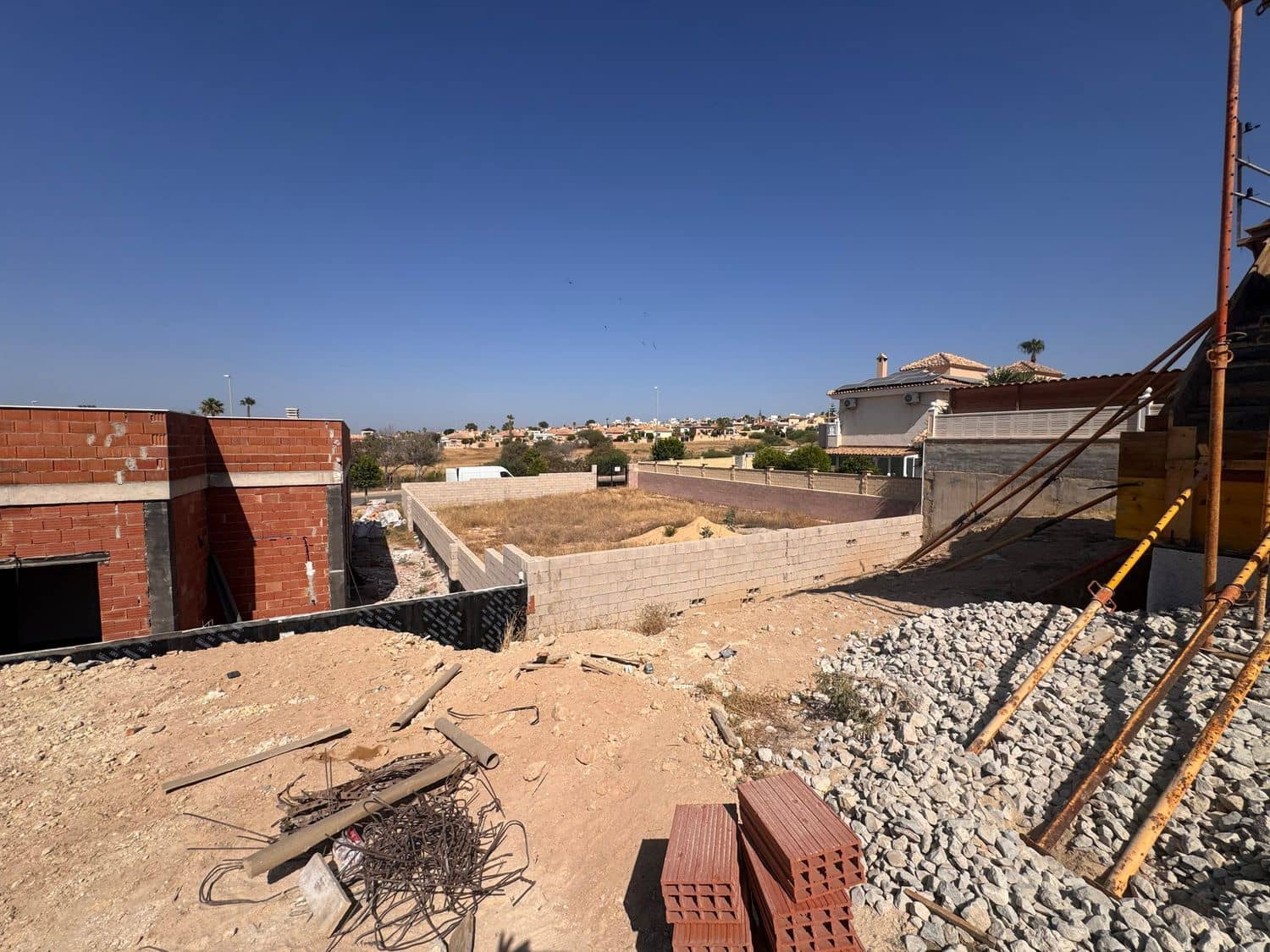 3 soveværelse Villa til salg i Alicante by med swimmingpool garage - € 690.000 (Ref: 9974574)