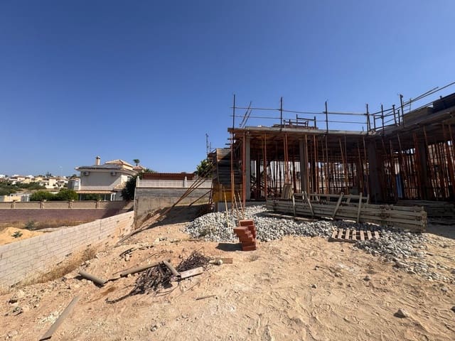 3 soveværelse Villa til salg i Alicante by med swimmingpool garage - € 690.000 (Ref: 9974574)