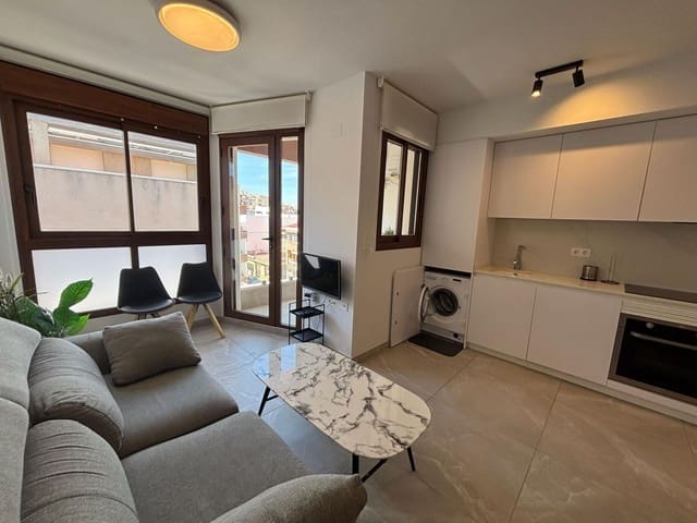 Apartamento de 2 habitaciones en Playa de los Locos, Torrevieja en venta con piscina garaje - 299.000 € (Ref: 9976723)