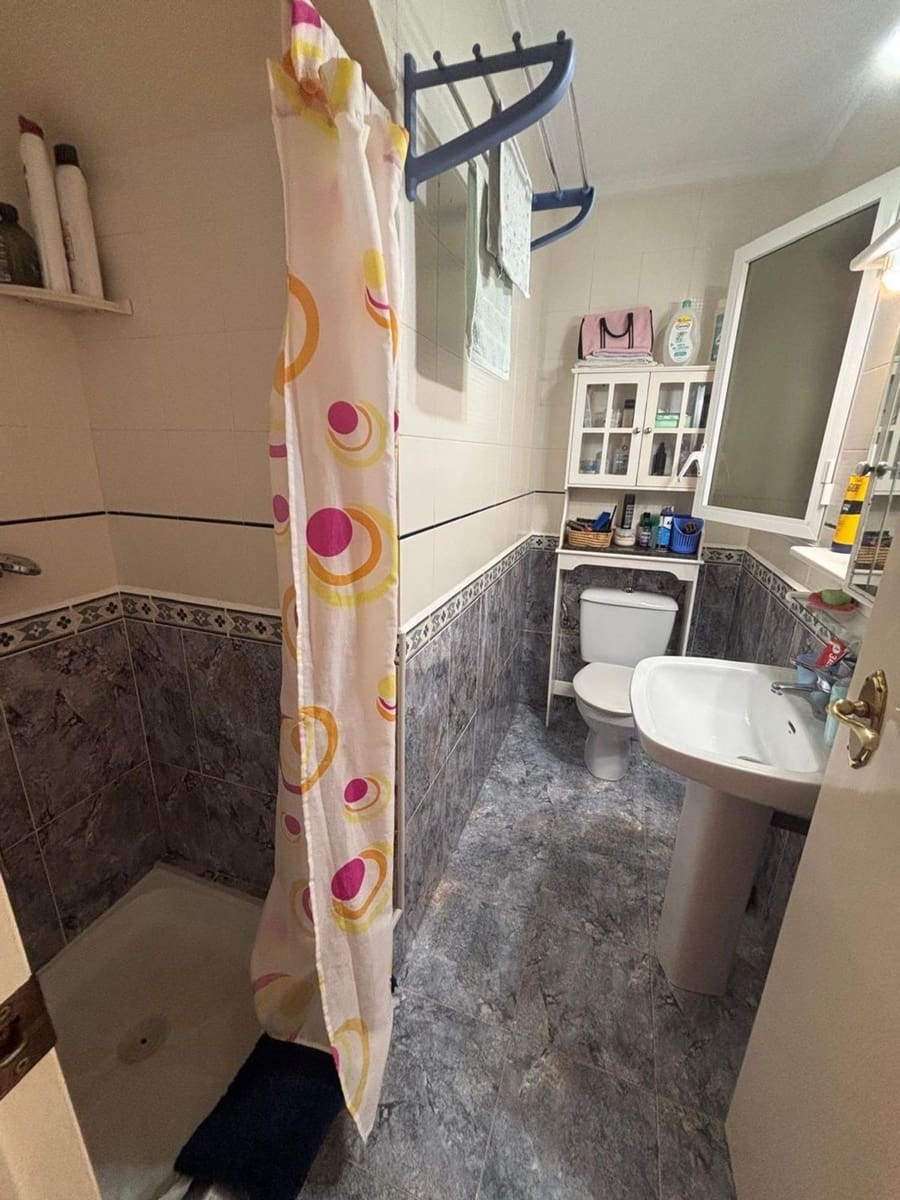 4 bedroom Townhouse for sale in Alicante / Alacant city with pool garage - € 320,000 (Ref: 9976724)