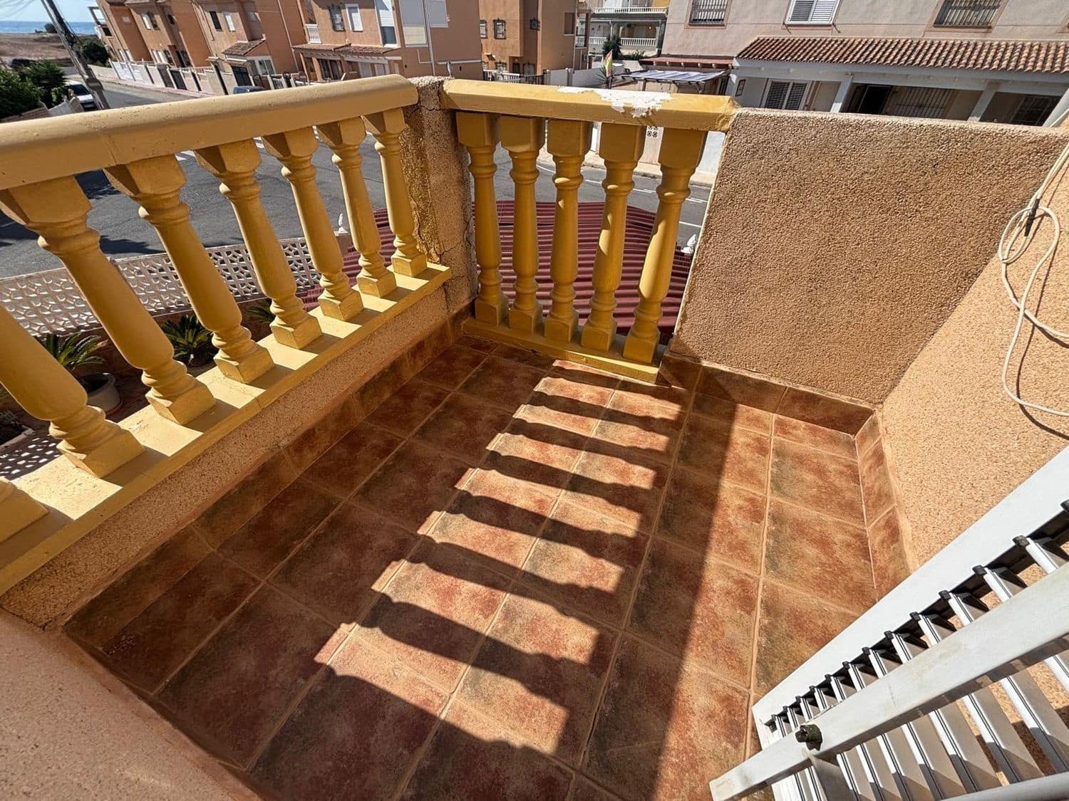 4 bedroom Townhouse for sale in Alicante / Alacant city with pool garage - € 320,000 (Ref: 9976724)