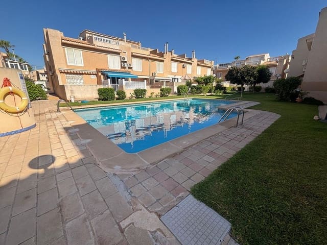 4 slaapkamer Huis te koop in Alicante stad met zwembad garage - € 320.000 (Ref: 9976724)