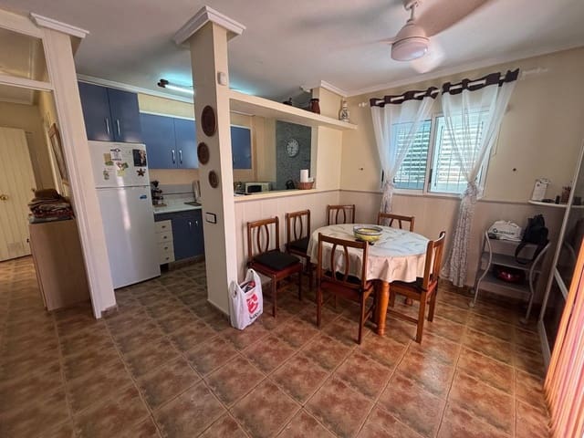 4 slaapkamer Huis te koop in Alicante stad met zwembad garage - € 320.000 (Ref: 9976724)