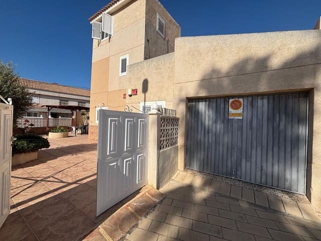 4 slaapkamer Huis te koop in Alicante stad met zwembad garage - € 320.000 (Ref: 9976724)