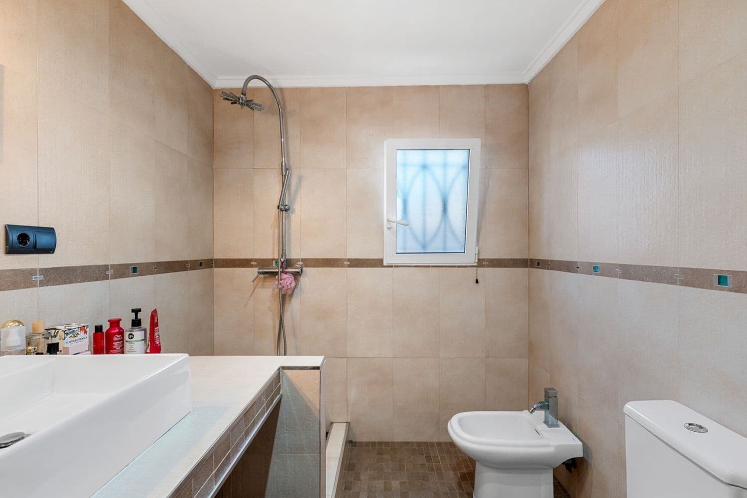 4 soveværelse Villa til salg i Ciudad Quesada med swimmingpool garage - € 415.000 (Ref: 9979513)