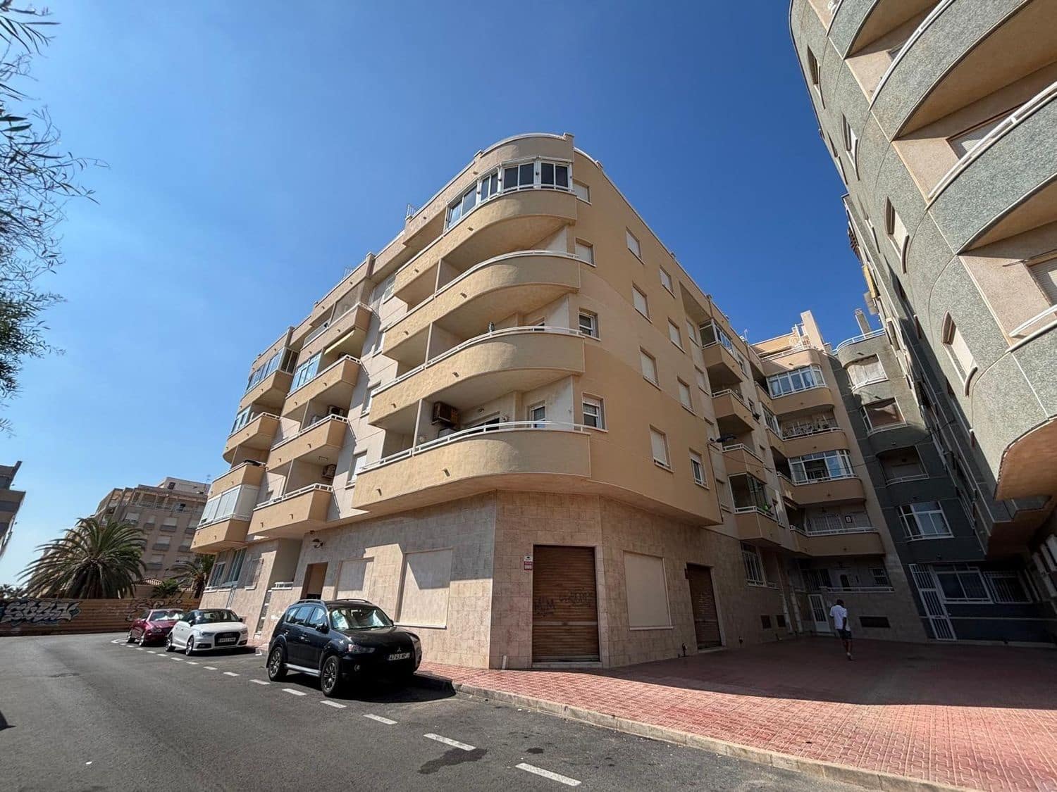 3 sypialnia Apartament na sprzedaż w Torrevieja z garażem - 245 000 € (Ref: 9980204)