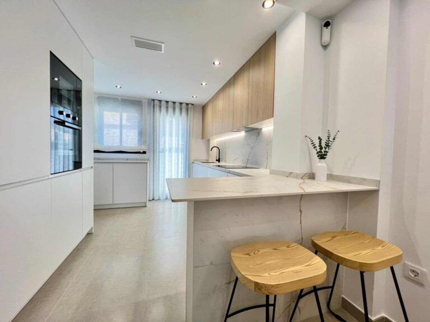 Casa de 3 habitaciones en Alicante / Alacant ciudad en venta con piscina garaje - 319.000 € (Ref: 9980205)