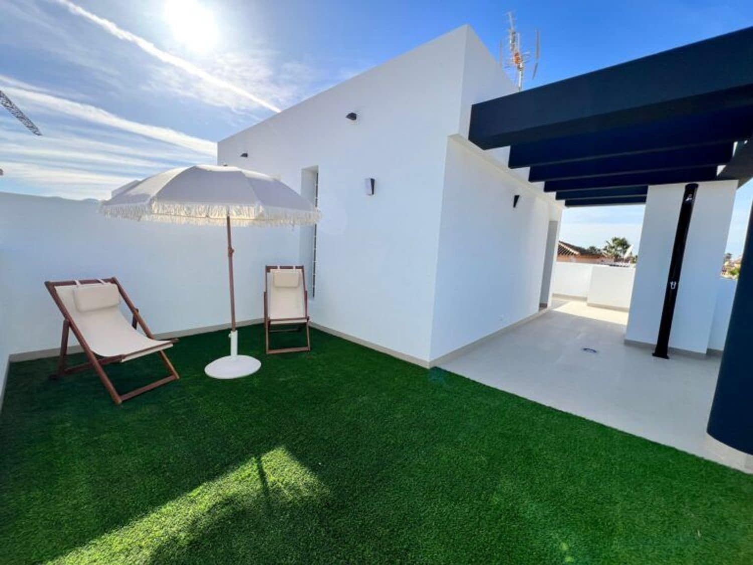 Casa de 3 habitaciones en Alicante / Alacant ciudad en venta con piscina garaje - 319.000 € (Ref: 9980205)