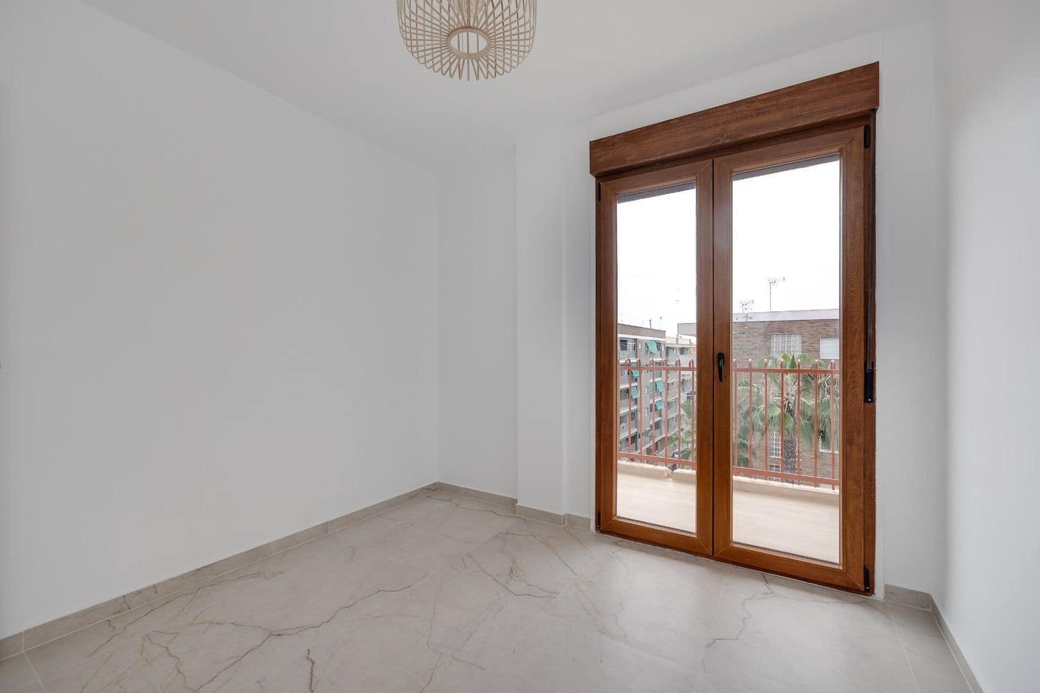 3 soveværelse Lejlighed til salg i Torrevieja med garage - € 225.000 (Ref: 9986288)