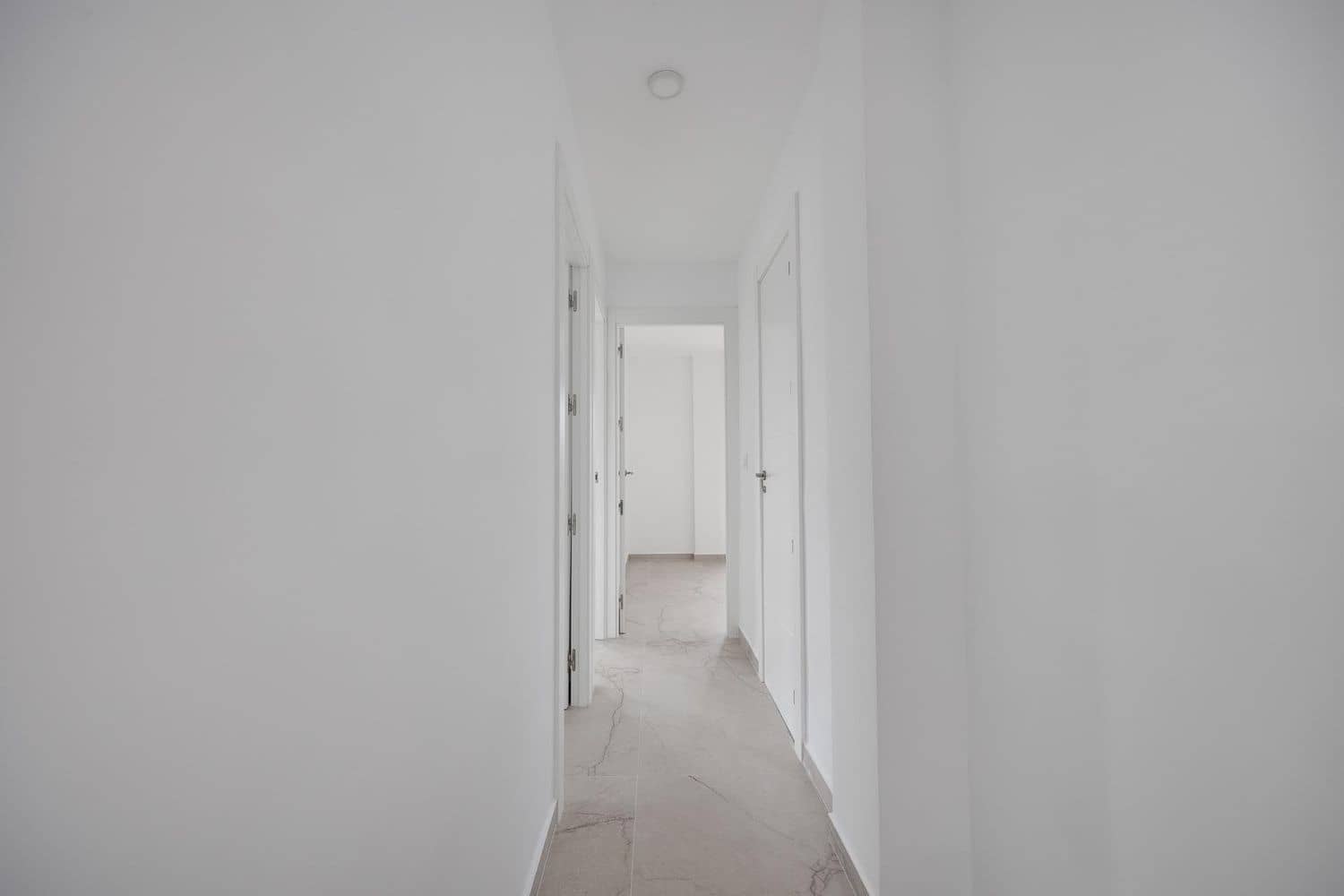 3 soveværelse Lejlighed til salg i Torrevieja med garage - € 225.000 (Ref: 9986288)