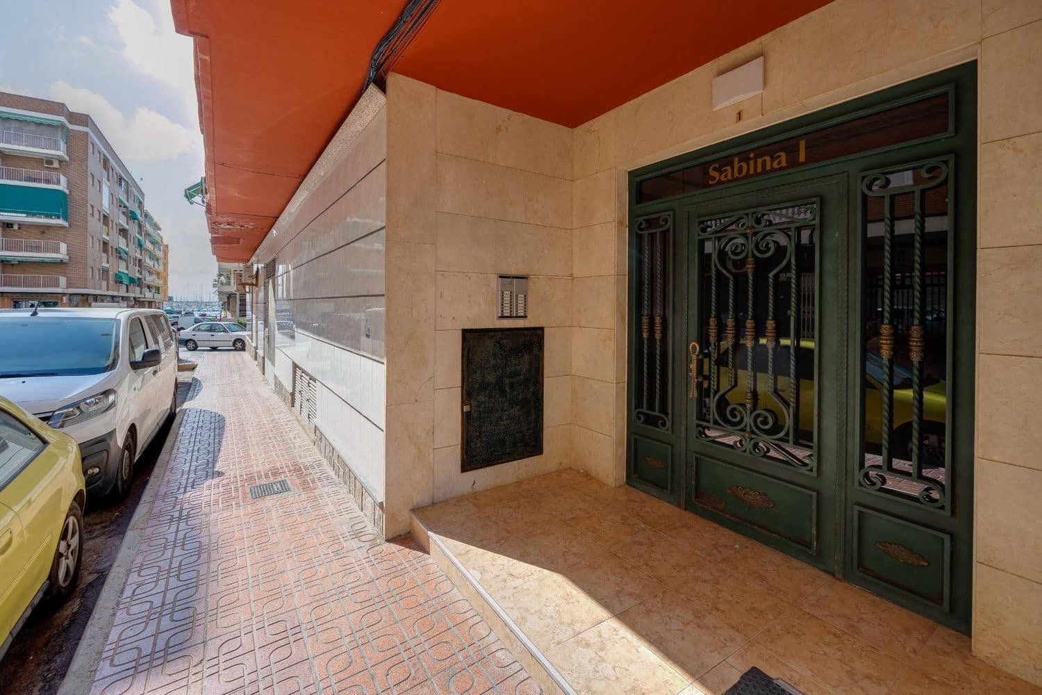 3 soveværelse Lejlighed til salg i Torrevieja med garage - € 225.000 (Ref: 9986288)