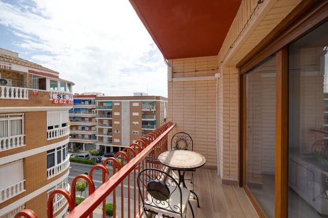 3 soveværelse Lejlighed til salg i Playa del Acequión, Torrevieja med garage - € 225.000 (Ref: 9986288)