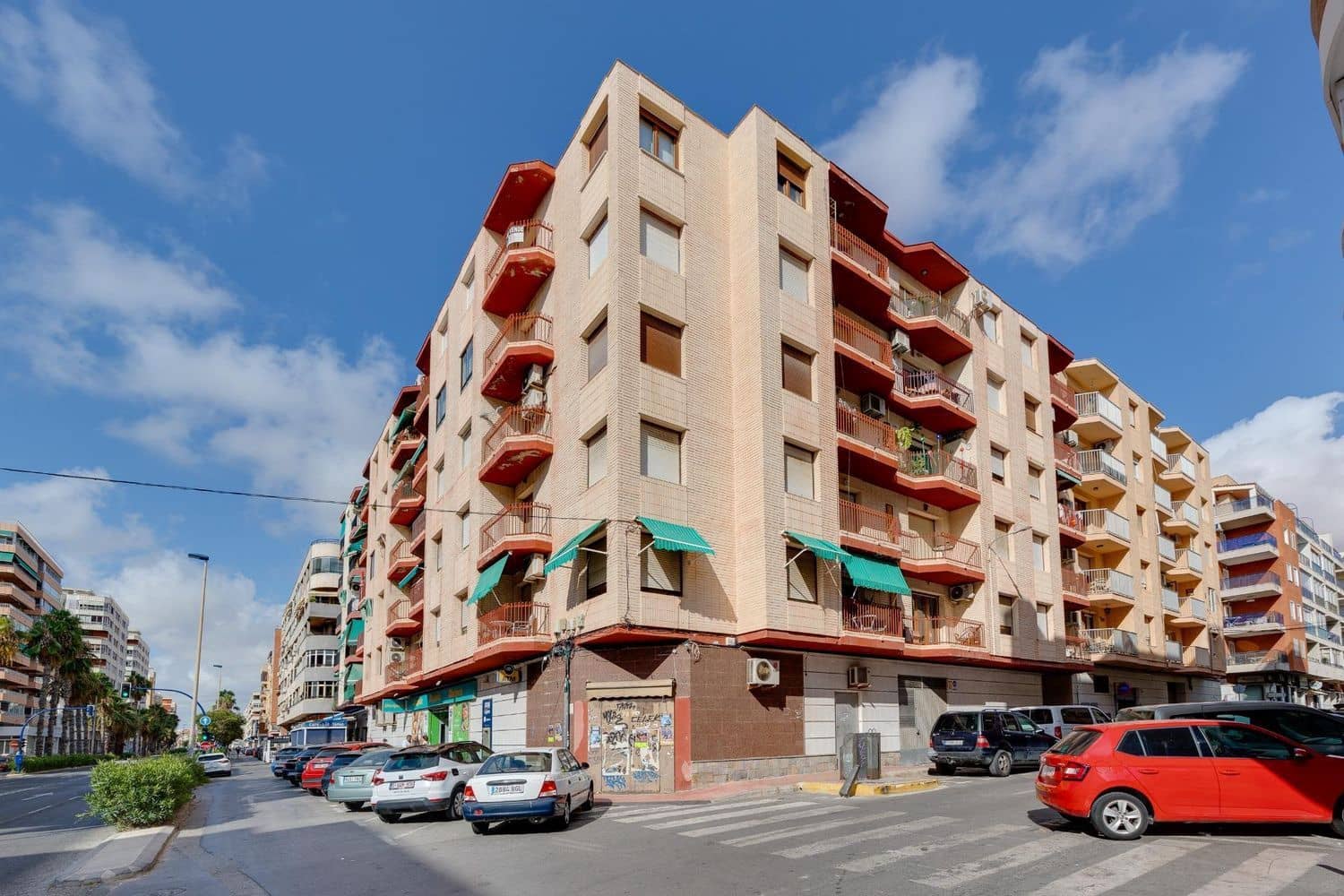 3 soveværelse Lejlighed til salg i Torrevieja med garage - € 225.000 (Ref: 9986288)
