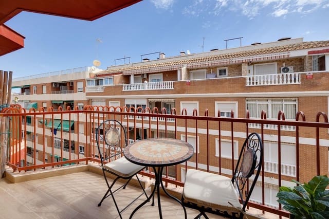 3 soveværelse Lejlighed til salg i Playa del Acequión, Torrevieja med garage - € 225.000 (Ref: 9986288)
