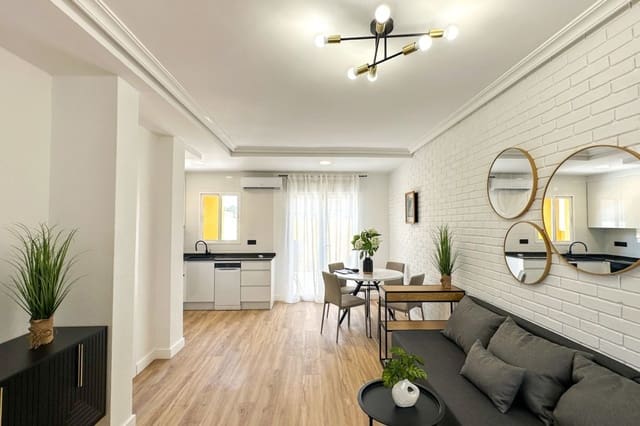 2 slaapkamer Huis te koop in Cabo Roig, Orihuela met zwembad garage - € 255.000 (Ref: 9999537)