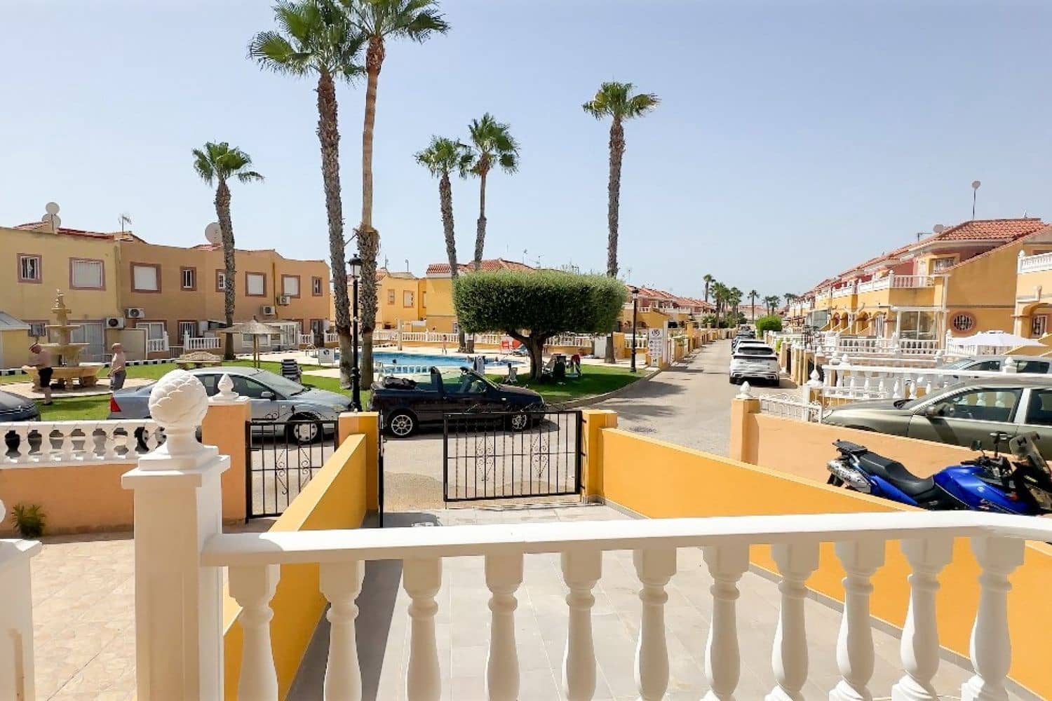 2 slaapkamer Huis te koop in Cabo Roig met zwembad garage - € 255.000 (Ref: 9999537)