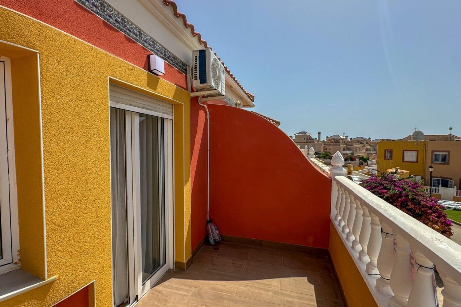 2 slaapkamer Huis te koop in Cabo Roig met zwembad garage - € 255.000 (Ref: 9999537)