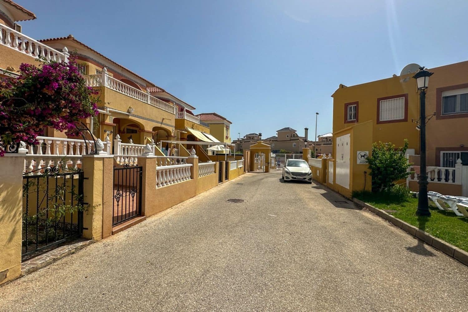 2 slaapkamer Huis te koop in Cabo Roig met zwembad garage - € 255.000 (Ref: 9999537)