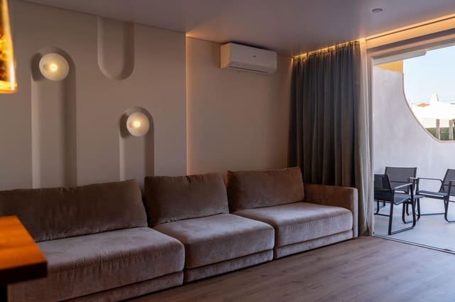 2 soveværelse Lejlighed til salg i Alicante by med garage - € 249.000 (Ref: 9999539)