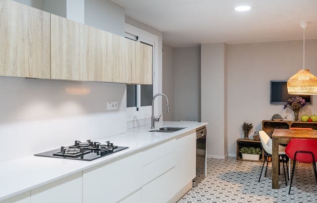 Piso de 4 habitaciones en El Fort Pienc, Barcelona ciudad en venta - 880.000 € (Ref: 9872487)