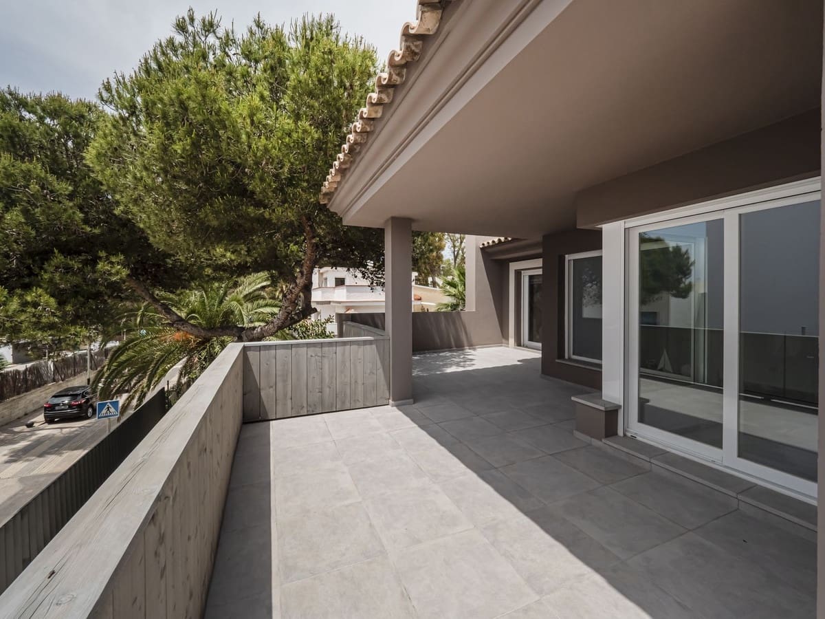 5 bedroom Villa for sale in Marbella with garage - € 1,645,000 (Ref: 7199921)