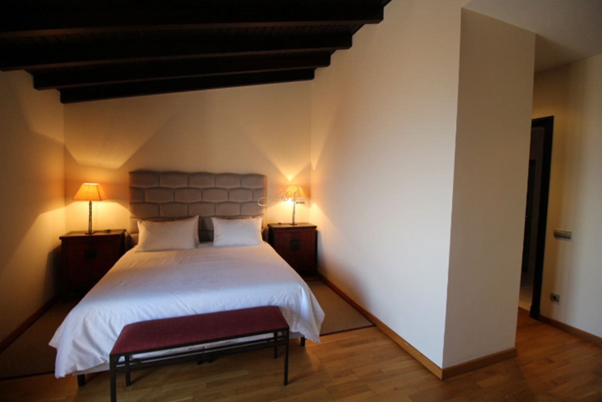 3 bedroom Penthouse for rent in Puerto Banus - € 12,000 (Ref: 9360179)