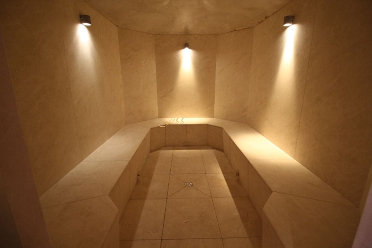 3 bedroom Penthouse for rent in Puerto Banus - € 12,000 (Ref: 9360179)