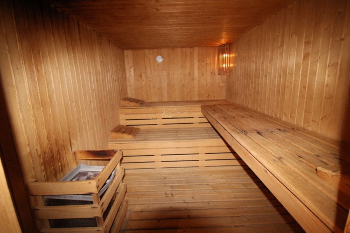 3 bedroom Penthouse for rent in Puerto Banus - € 12,000 (Ref: 9360179)