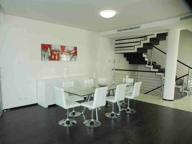 4 slaapkamer Villa te koop in Marbella met garage - € 3.000.000 (Ref: 9360180)