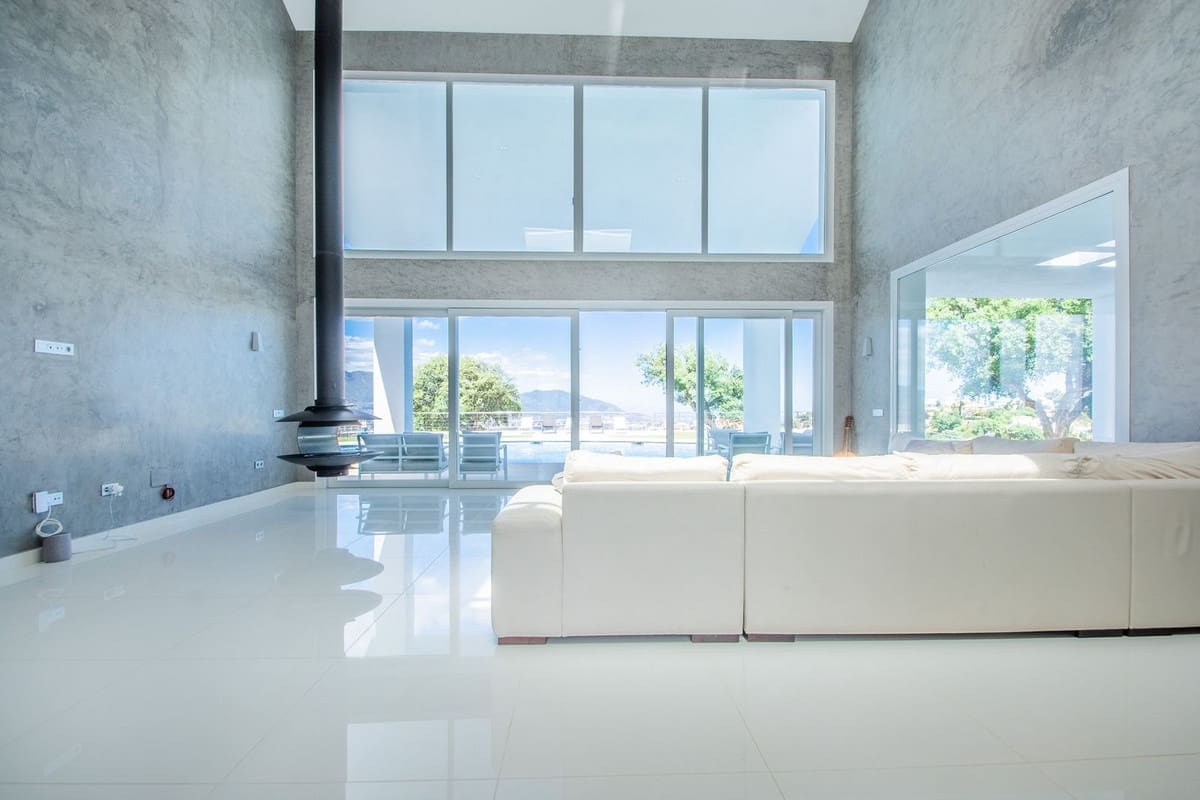 7 makuuhuone Huvila myytävänä paikassa Marbella mukana 
autotalli - 2 950 000 € (Ref: 9360185)