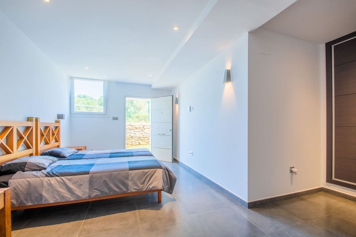 7 makuuhuone Huvila myytävänä paikassa Marbella mukana 
autotalli - 2 950 000 € (Ref: 9360185)