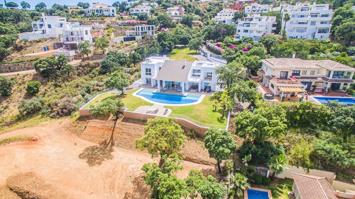 7 makuuhuone Huvila myytävänä paikassa Marbella mukana 
autotalli - 2 950 000 € (Ref: 9360185)