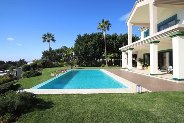 5 bedroom Villa for rent in Estepona - € 15,000 (Ref: 9360187)