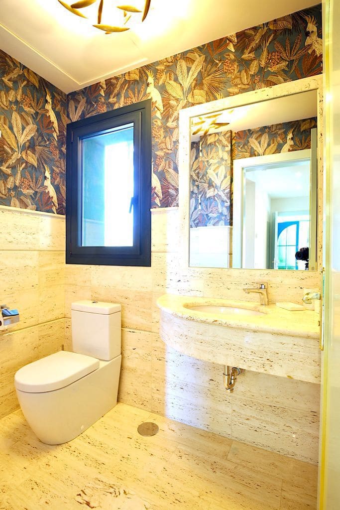 5 bedroom Villa for rent in Estepona - € 15,000 (Ref: 9360187)