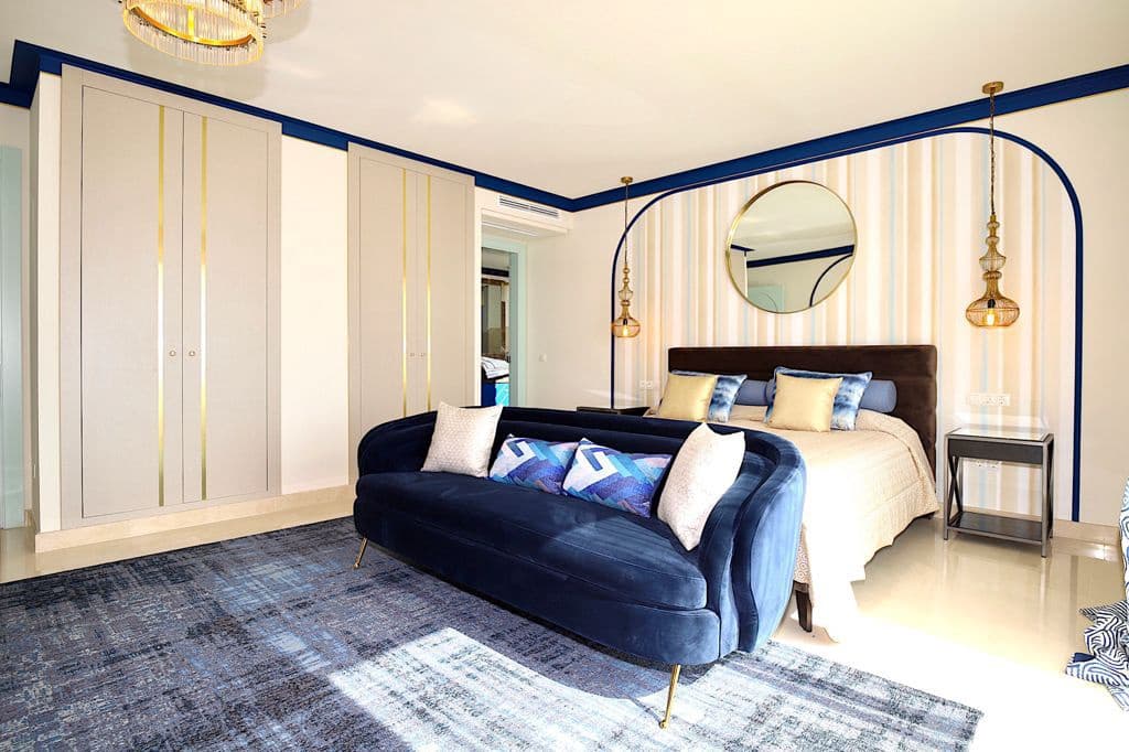 5 bedroom Villa for rent in Estepona - € 15,000 (Ref: 9360187)