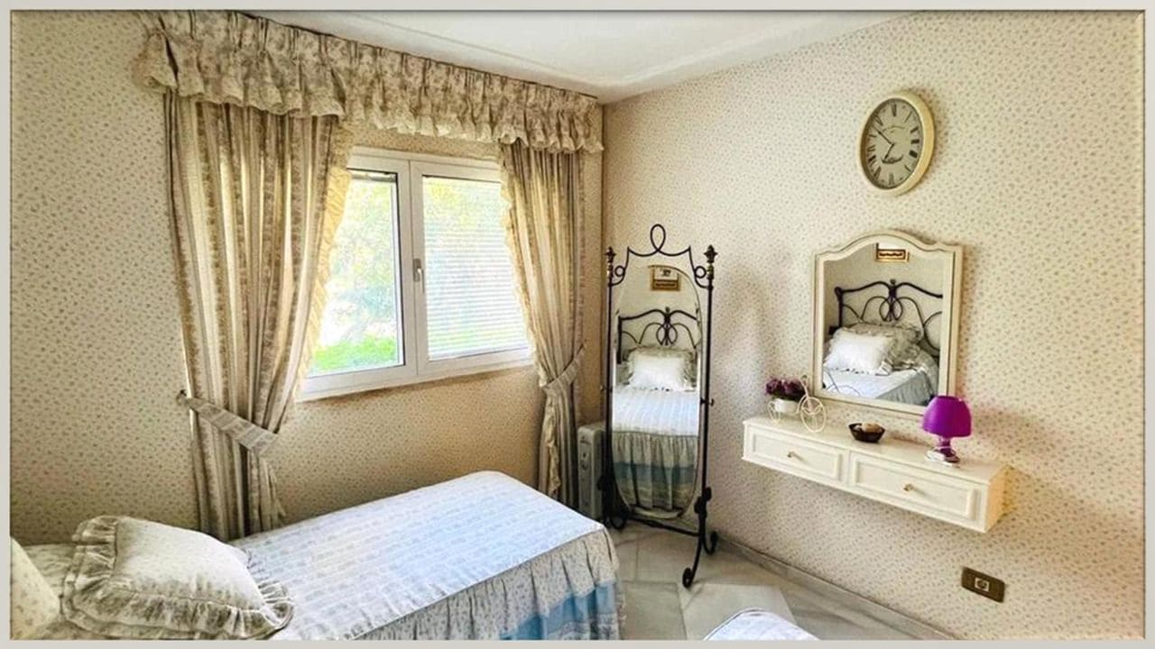 3 bedroom Apartment for sale in Golden Mile - € 1,890,000 (Ref: 9362727)