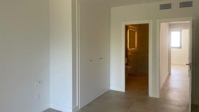 3 bedroom Townhouse for rent in Mijas Costa, Mijas with garage - € 3,500 (Ref: 9362728)