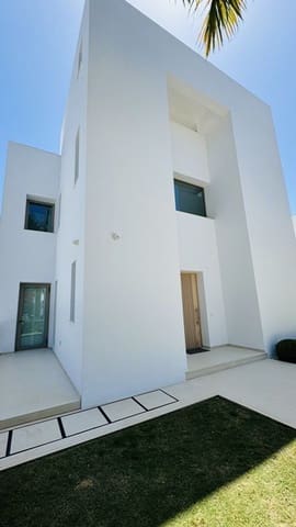 5 sypialnia Willa na sprzedaż w Guadalmina Baja, Marbella - 2 690 000 € (Ref: 9362730)