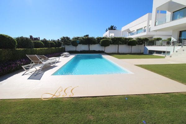 5 sypialnia Willa na sprzedaż w Guadalmina Baja, Marbella - 2 690 000 € (Ref: 9362730)