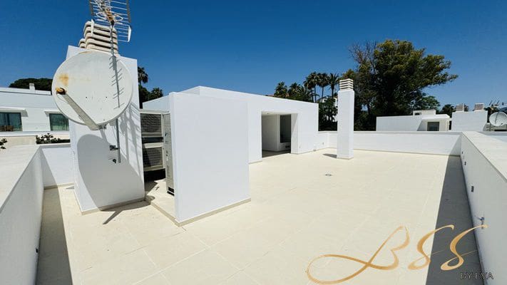 5 sypialnia Willa na sprzedaż w Guadalmina - 2 690 000 € (Ref: 9362730)