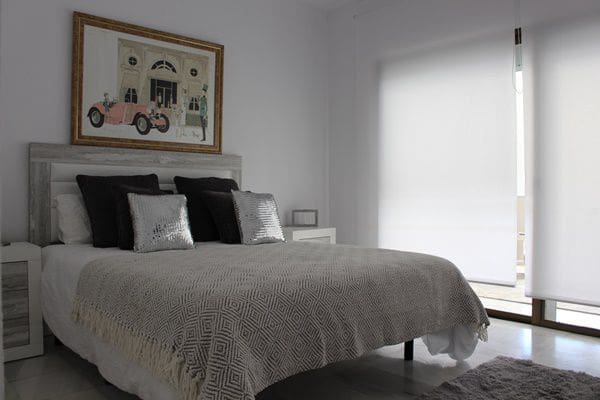 3 camera da letto Appartamento da affittare in Nueva Andalucia con garage - 3.250 € (Rif: 9362731)