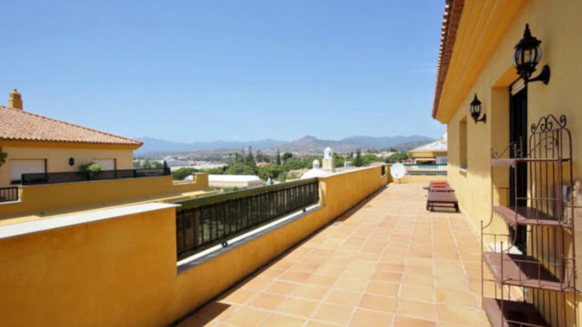 Ático de 3 habitaciones en San Pedro de Alcantara en venta con garaje - 1.150.000 € (Ref: 9362732)