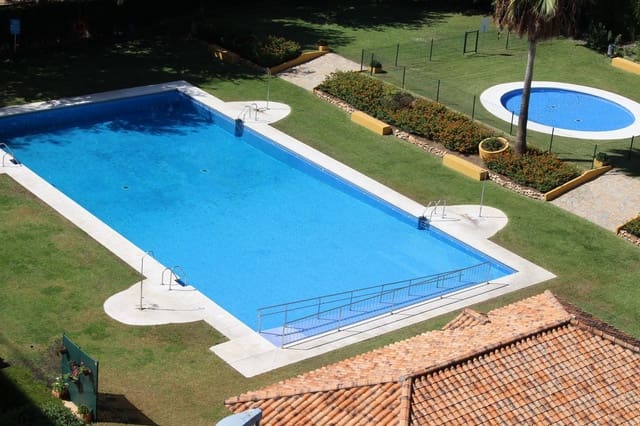 3 bedroom Penthouse for sale in San Pedro de Alcantara, Marbella with garage - € 1,150,000 (Ref: 9362732)